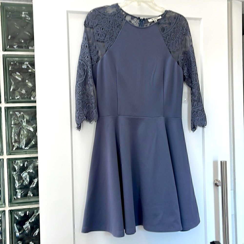 BB Dakota Yale purple gray lace fit and flare skater dress - size Medium
